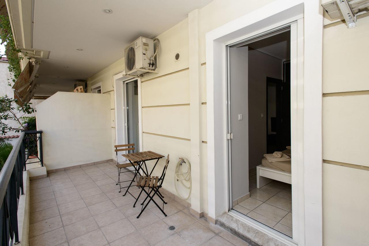Apartment & Parking 100M Kerameikos Metro Athens Exterior photo